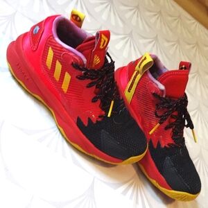 Adidas bounce Incredibles collaboration sneaker